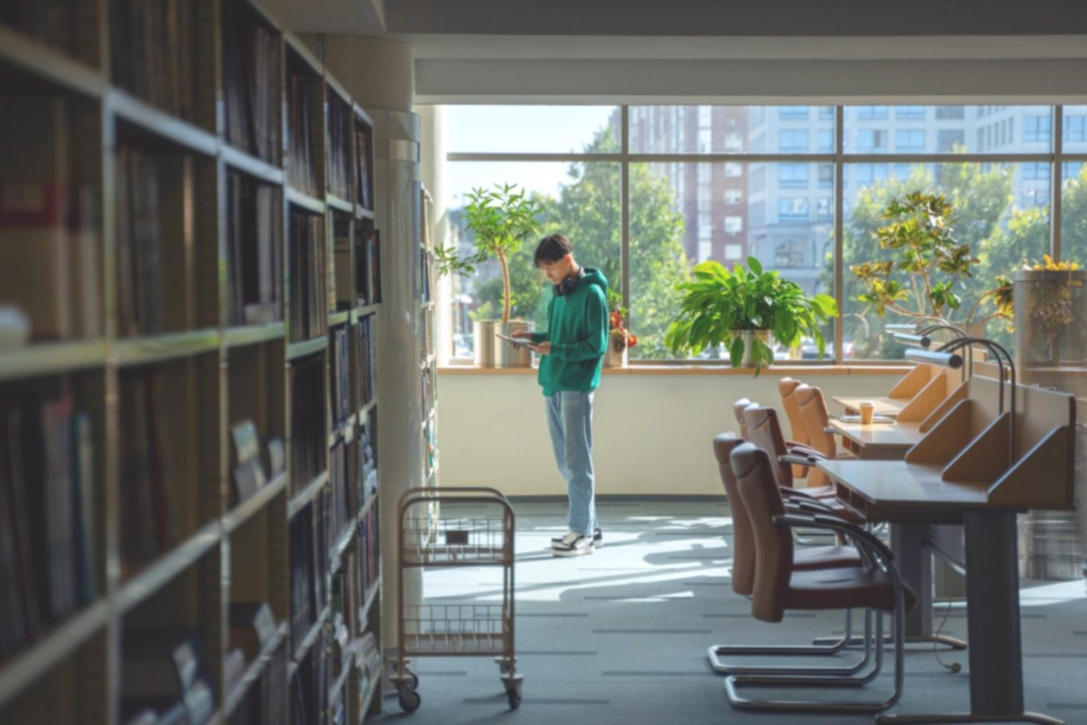 Bureau de conseil avec documentation retraite